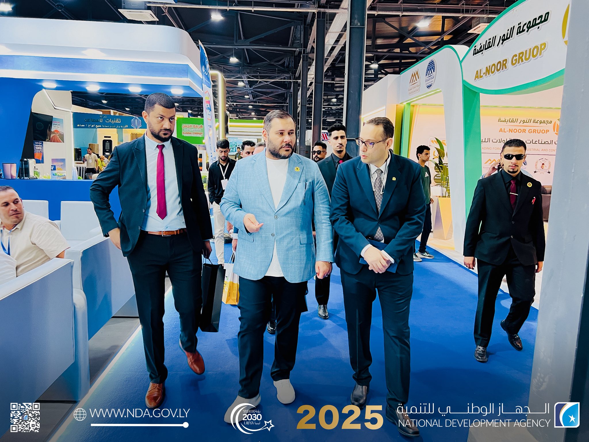 المدير التنفيذي للجهاز الوطني للتنمية يزور معرض بنغازي الدولي للإنشاءات